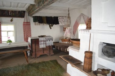 Pereyaslav-Khmelnitsky, Ukrayna: Halk mimarisi müzelerindeki eski Ukrayna kulübesinin geleneksel iç mimarisi, Pereyaslav-Khmelnitsky