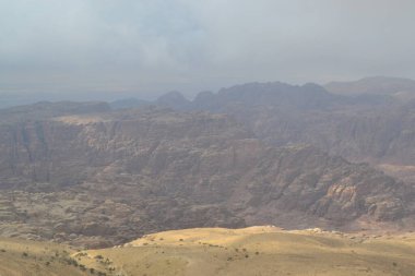 Mısır 'da çöldeki dağların manzarası