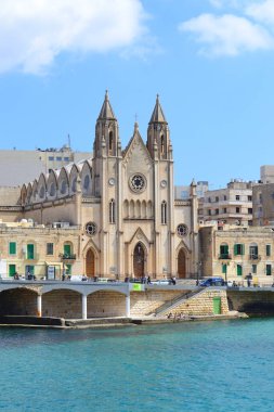Şehirdeki Malta mimari binaları