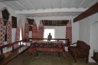 Pereyaslav-Khmelnitsky, Ukrayna: Halk mimarisi müzelerindeki eski Ukrayna kulübesinin geleneksel iç mimarisi, Pereyaslav-Khmelnitsky