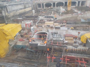 Almanya 'nın Stuttgart kentindeki inşaat alanının manzarası