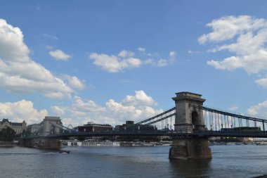 Macaristan 'da Tuna Nehri ile Budapeşte manzarası   