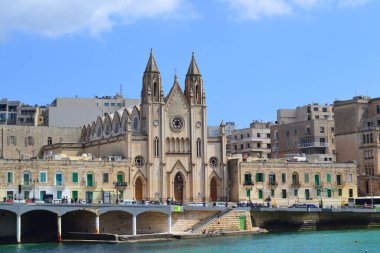 Şehirdeki Malta mimari binaları