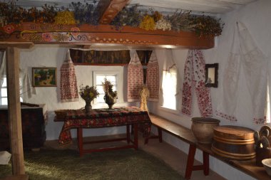 Pereyaslav-Khmelnitsky, Ukrayna: Halk mimarisi müzelerindeki eski Ukrayna kulübesinin geleneksel iç mimarisi, Pereyaslav-Khmelnitsky