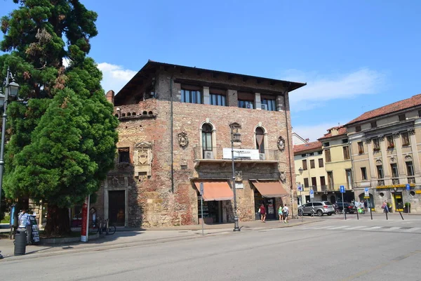 意大利伦巴第曼托瓦古城的历史建筑 — 图库照片