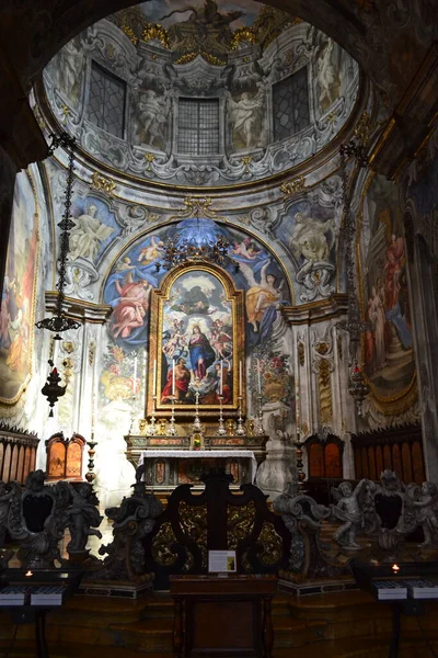 Mantova, Lombardy, İtalya 'daki katedralin içi