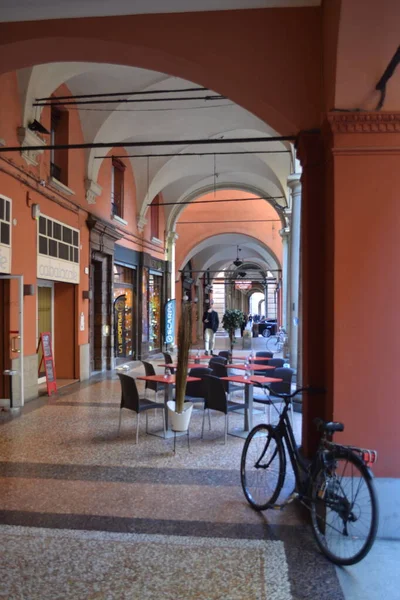 Bolonya şehir mimarisi, İtalya, Avrupa