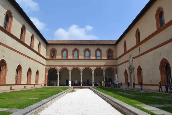 Castello Sforzesco, Piazza Castello, Milano, İtalya 
