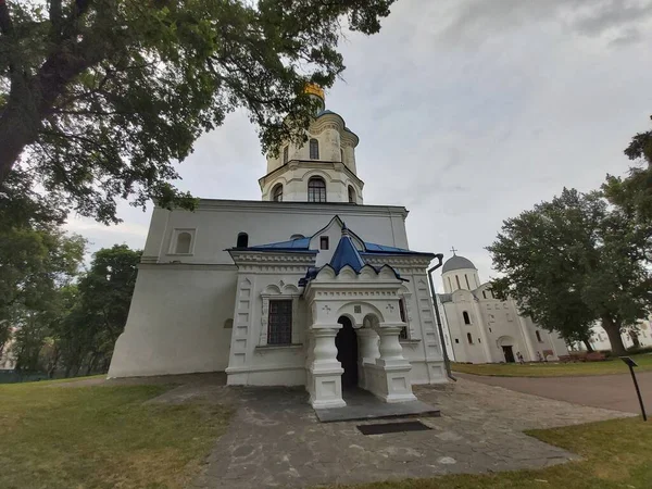 Chernihiv Koleji Çernigov Ukrayna 'da ortaokul ve yüksek ruhsal eğitim.
