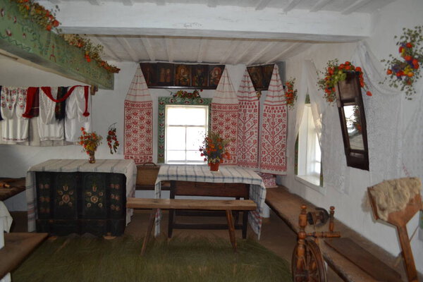 Pereyaslav-Khmelnitsky, Ukraine: Traditional interior of the old Ukrainian hut in the museums of folk architecture, Pereyaslav-Khmelnitsky