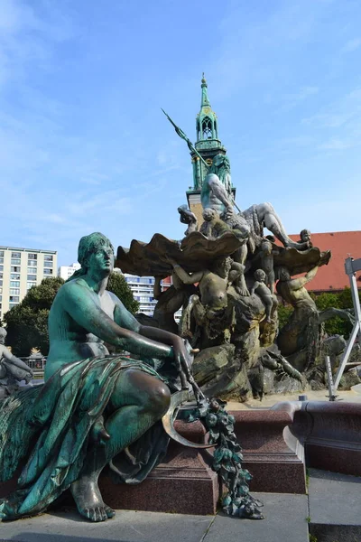 Fontaine Neptune Berlin Est Situé Dans Centre Berlin Entre Église — Photo