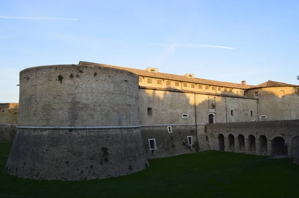 Pesaro Ιταλία Οκτωβρίου 2017 Θέα Του Παλιού Μεσαιωνικού Κάστρου Στην — Φωτογραφία Αρχείου