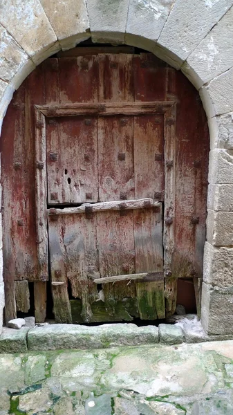 Puerta piedra madera —  Fotos de Stock