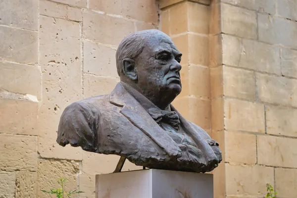윈스턴 처칠의 대리석 세워졌다 — 스톡 사진