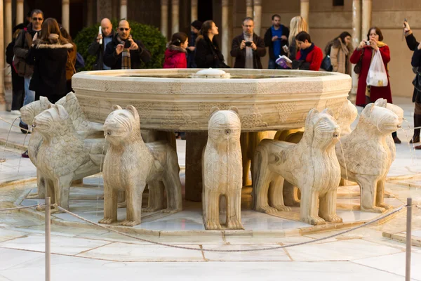 Alhambra - Tribunal dos Leões — Fotografia de Stock
