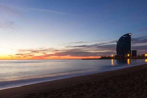 Barcelona'da kış gündoğumu