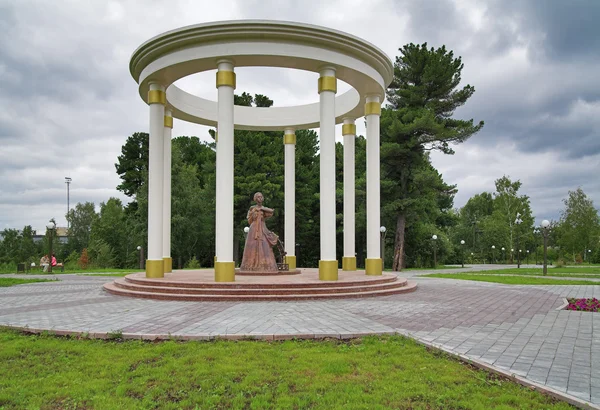 Monument to the wives of the Decembrists in Tobolsk — Stock Image Monument to the wives of the Decembrists in Tobolsk Royalty Free Stock Images