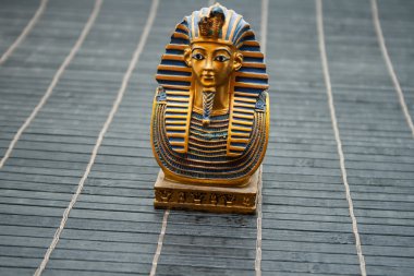 Mısır üzerinde siyah yüzey şekil