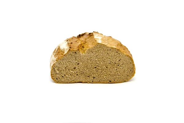 Νωπά ψημένα μαύρο ψωμί σε άσπρο φόντο — Φωτογραφία Αρχείου