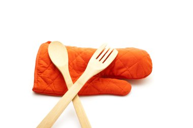 tahta kaşıkla kırmızı potholder eldiven