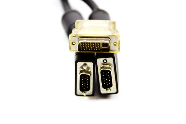 Cabo de monitor VGA com adaptador em fundo branco — Fotografia de Stock