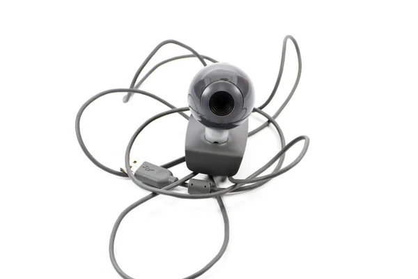 Beyaz zemin üzerinde kablo ile web kamerası — Stok fotoğraf