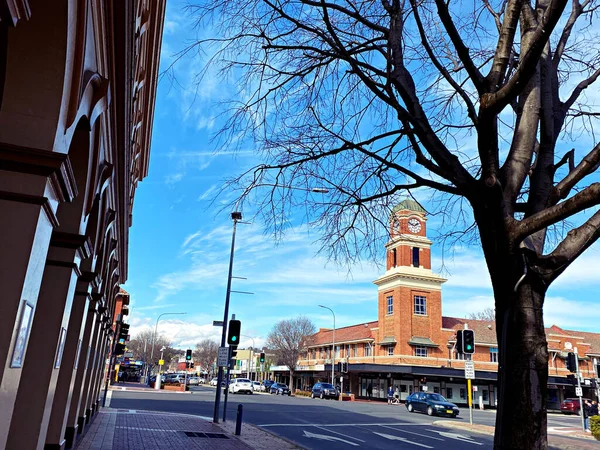 Albury New South Wales 澳大利亚 2021年8月8日 位于Albury Cbd迪安街的Coronet著名珠宝商的传统钟楼 — 图库照片