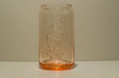 SYDNEY, AUSTRALYA. 20 Aralık 2017 'de. Coca Cola Kola kutusu cam koleksiyonu McDonald Australia tarafından sınırlı sayıda üretildi..