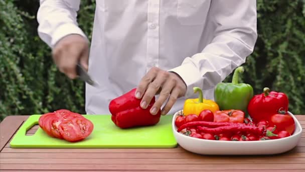 Couper les légumes — Video