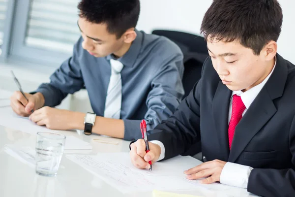 Debating tournament — Stock Photo, Image