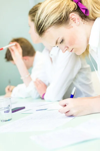 Debating tournament — Stock Photo, Image