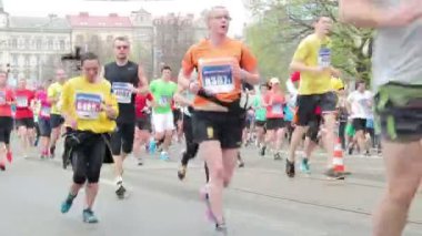 yarı maraton olay olarak çalışan insanlar