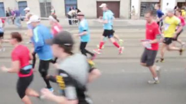 yarı maraton olay olarak çalışan insanlar