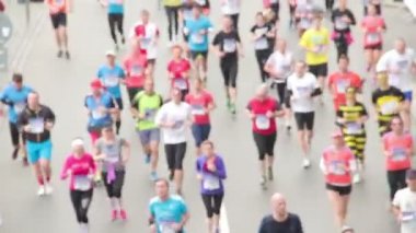 yarı maraton olay olarak çalışan insanlar