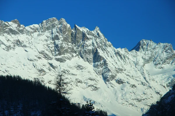 Alpes montagneuses — Photo