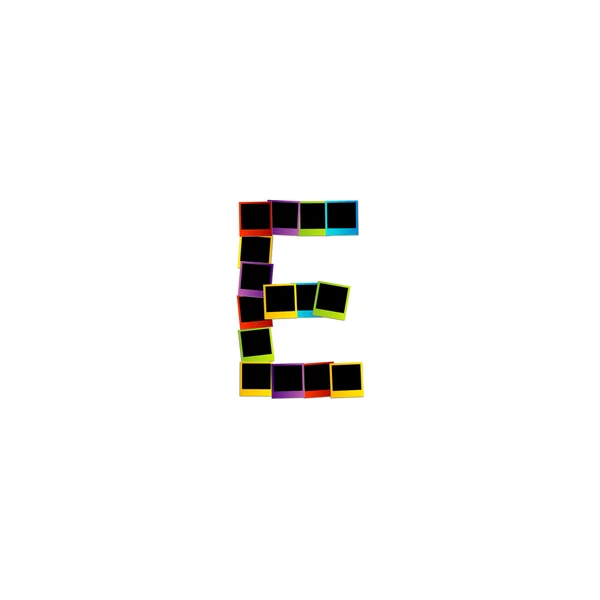 Алфавит Е с красочными полароидами — стоковый вектор