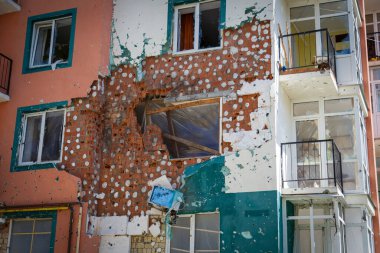 Irpin 'in yok edilmesi. Mayıs 2022. Irpin, Kiev bölgesi, Ukrayna. Rusya Ukrayna savaşı. Irpin 'de kavgadan sonra hasar gördü