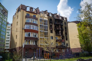 Irpin 'in yok edilmesi. Mayıs 2022. Irpin, Kiev bölgesi, Ukrayna. Rusya Ukrayna savaşı. Irpin 'de kavgadan sonra hasar gördü