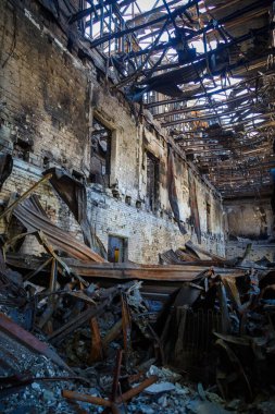 Irpin 'in yok edilmesi. Mayıs 2022. Irpin, Kiev bölgesi, Ukrayna. Rusya Ukrayna savaşı. Irpin 'de kavgadan sonra hasar gördü