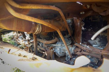 Andriyivka, Buchansky bölgesi, Kyiv bölgesi, Ukrayna; Rusya Ukrayna savaşı; Andriyivvka 'da çatışmadan sonra hasar gördü