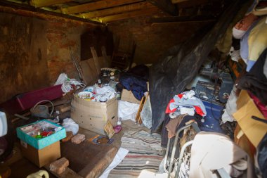Andriyivka, Buchansky bölgesi, Kyiv bölgesi, Ukrayna; Rusya Ukrayna savaşı; Andriyivvka 'da çatışmadan sonra hasar gördü