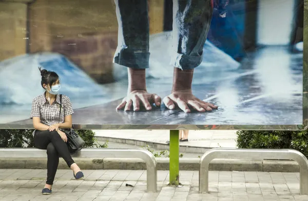 Morsomt å lage buss på holdeplass - Ho Chi Minh City royaltyfrie gratis stockfoto