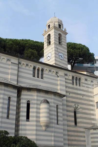 Celle Ligure - traditional church on the waterfront — Stock Photo, Image