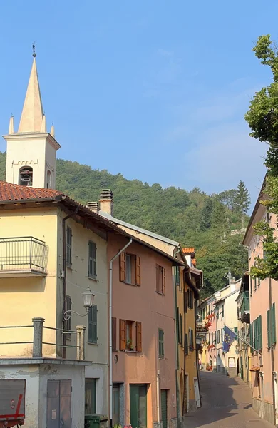 Calizzano, İtalya'nın tarihi merkezi — Stok fotoğraf