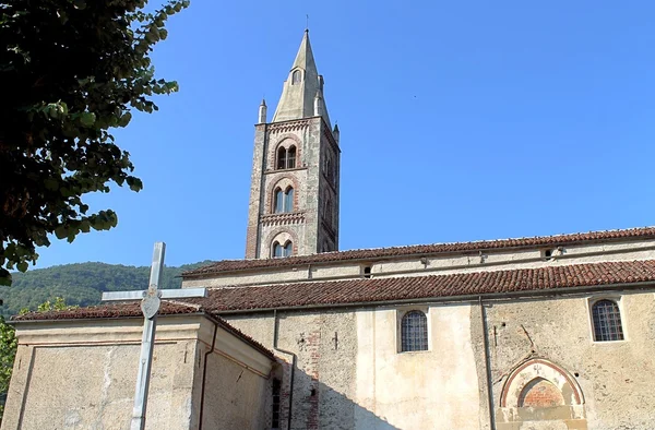 Kerk van st. lawrence in murialdo, Italië — Stockfoto