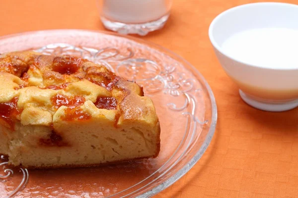 Deliziosa torta con marmellata — Foto Stock