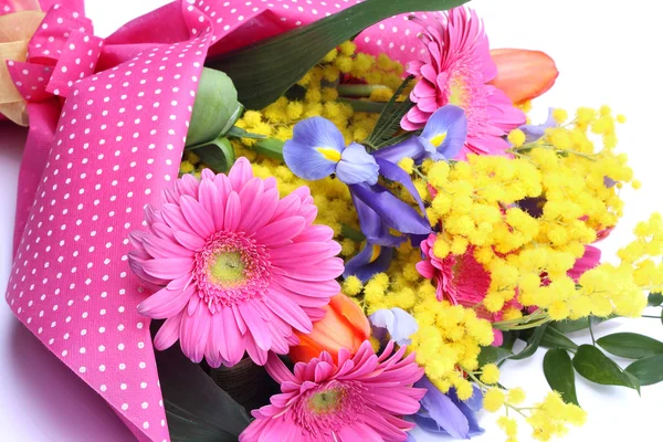 흰색 배경에 고립 된 다채로운 꽃의 꽃다발 로열티 프리 스톡 이미지