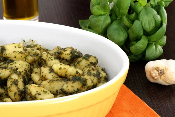 Pesto soslu Gnocchi.