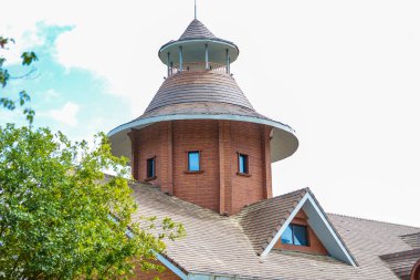 European-style minaret buildings and castle buildings in the manor