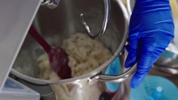 Chef Uses Mixer Make Dough — Stockvideo